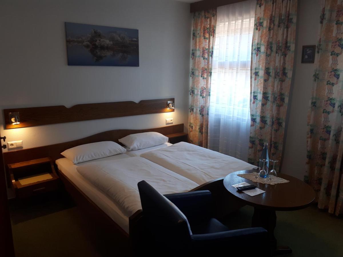 Schwarzwaldhotel / Wolfach Exteriör bild
